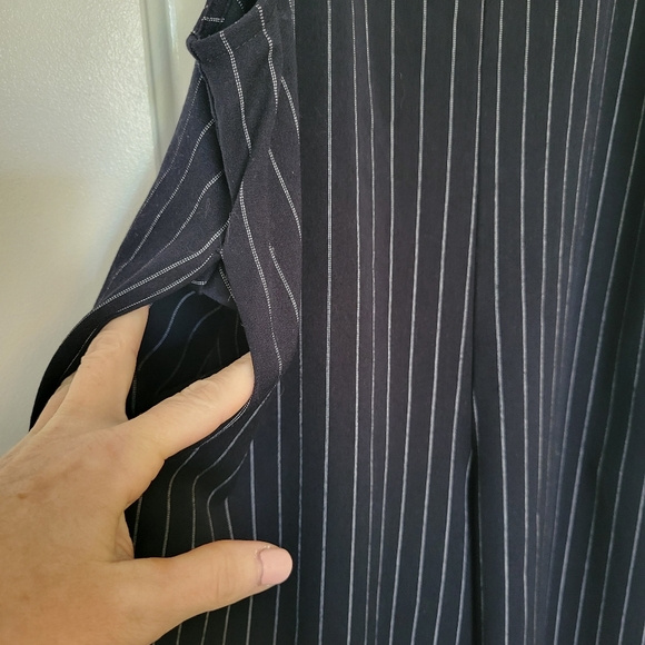 Jumper - Picture 2 of 3